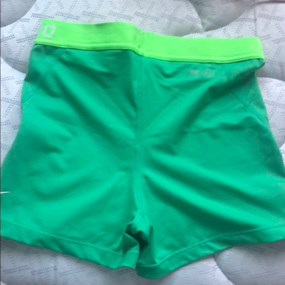 Nike pro - Picture 3 of 3